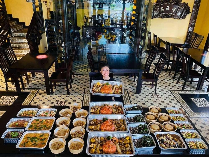 Kim Thư hài lòng với cuộc sống hiện tại khi sở hữu nhà hàng lớn và công việc kinh doanh phát triển. Ảnh: Internet Kim Thư hài lòng với cuộc sống hiện tại khi sở hữu nhà hàng lớn và công việc kinh doanh phát triển. Ảnh: Internet