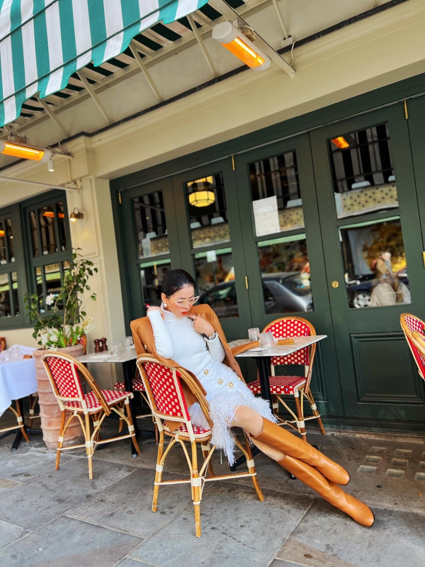 Lệ Quyên và nhan sắc ngày càng thăng hạng. Ảnh: Internet Lệ Quyên và nhan sắc ngày càng thăng hạng. Ảnh: Internet