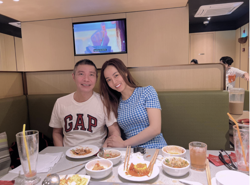 Bà xã Công Lý nức nở trải lòng khi bị dân tình liên tục phán xét - Ảnh 1 Bà xã Công Lý nức nở trải lòng khi bị dân tình liên tục phán xét - Ảnh 1