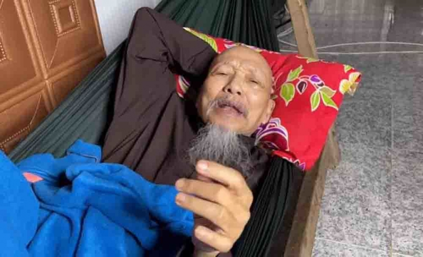 'Thầy ông nội' Lê Tùng Vân bị khởi tố về tội lợi dụng quyền tự do dân chủ, vi phạm lợi ích của Nhà nước, tổ chức, cá nhân. Ảnh: Internet 'Thầy ông nội' Lê Tùng Vân bị khởi tố về tội lợi dụng quyền tự do dân chủ, vi phạm lợi ích của Nhà nước, tổ chức, cá nhân. Ảnh: Internet