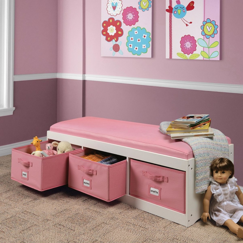 Chiếc ghế đọc sách khi được thiết kế các ngăn phía dưới sẽ là nơi lý tưởng để cất đồ chơi cho bé. Ảnh minh hoạ Chiếc ghế đọc sách khi được thiết kế các ngăn phía dưới sẽ là nơi lý tưởng để cất đồ chơi cho bé. Ảnh minh hoạ
