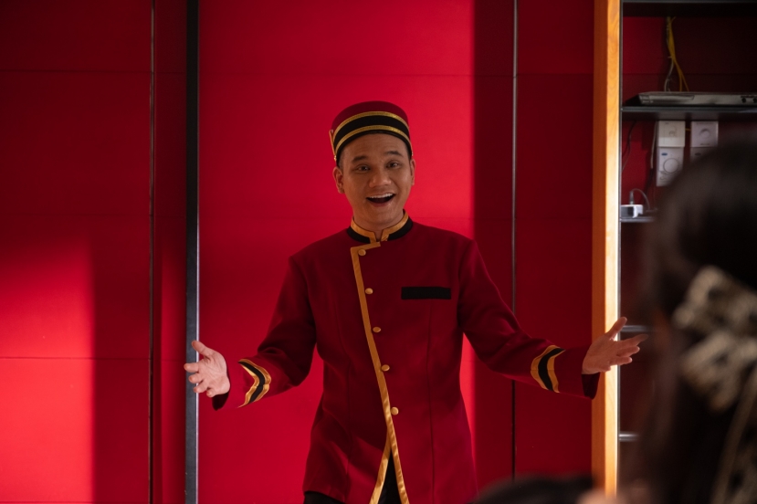 Khắc Việt vạch trần lối sống thực dụng của loạt gái xinh trong MV toàn 'mùi tiền' Khắc Việt vạch trần lối sống thực dụng của loạt gái xinh trong MV toàn 'mùi tiền'
