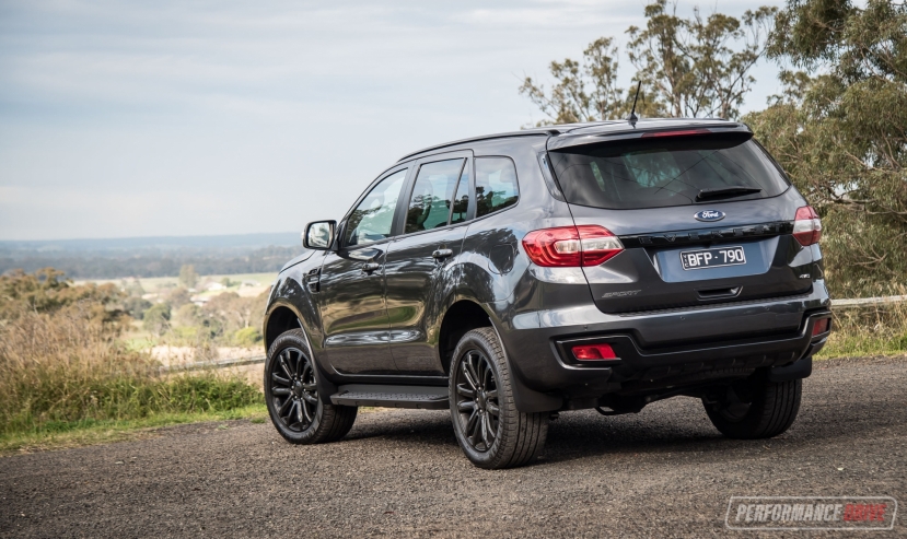 Cận cảnh Ford Everest Sport phiên bản thể thao quyết cạnh tranh cùng Fortuner và Santa Fe - Ảnh 2 Cận cảnh Ford Everest Sport phiên bản thể thao quyết cạnh tranh cùng Fortuner và Santa Fe - Ảnh 2