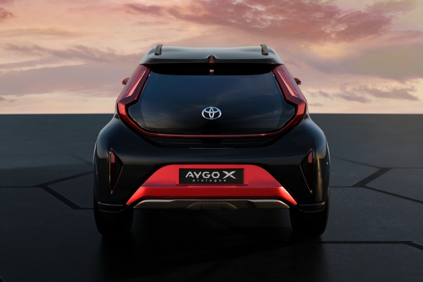 Mẫu Crossover đô thị mới của Toyota: Sự phá cách táo bạo - Ảnh 3 Mẫu Crossover đô thị mới của Toyota: Sự phá cách táo bạo - Ảnh 3