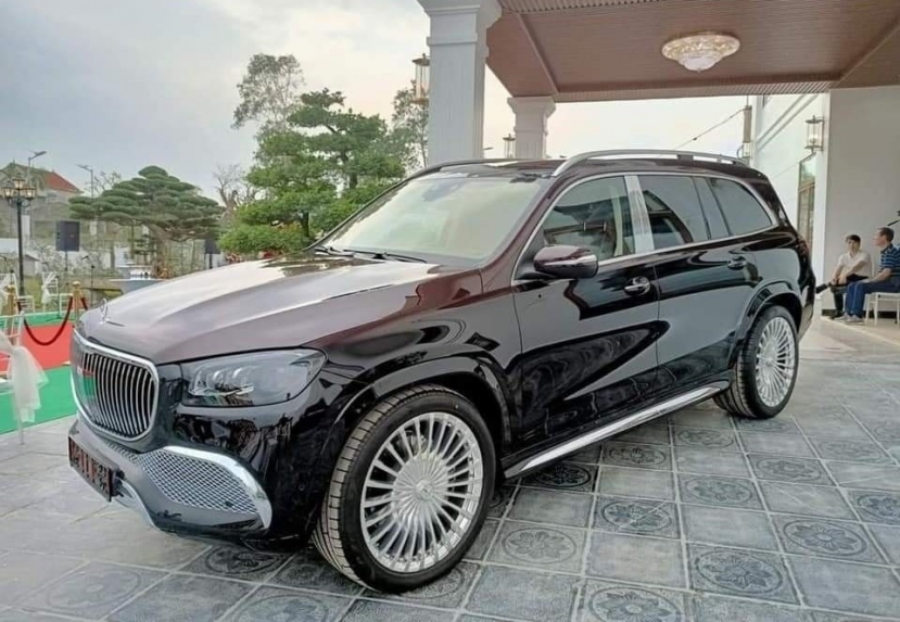 Chủ vườn lan đột biến sắm liền một cặp Mercedes siêu khủng làm quà tặng sinh nhật - Ảnh 5 Chủ vườn lan đột biến sắm liền một cặp Mercedes siêu khủng làm quà tặng sinh nhật - Ảnh 5