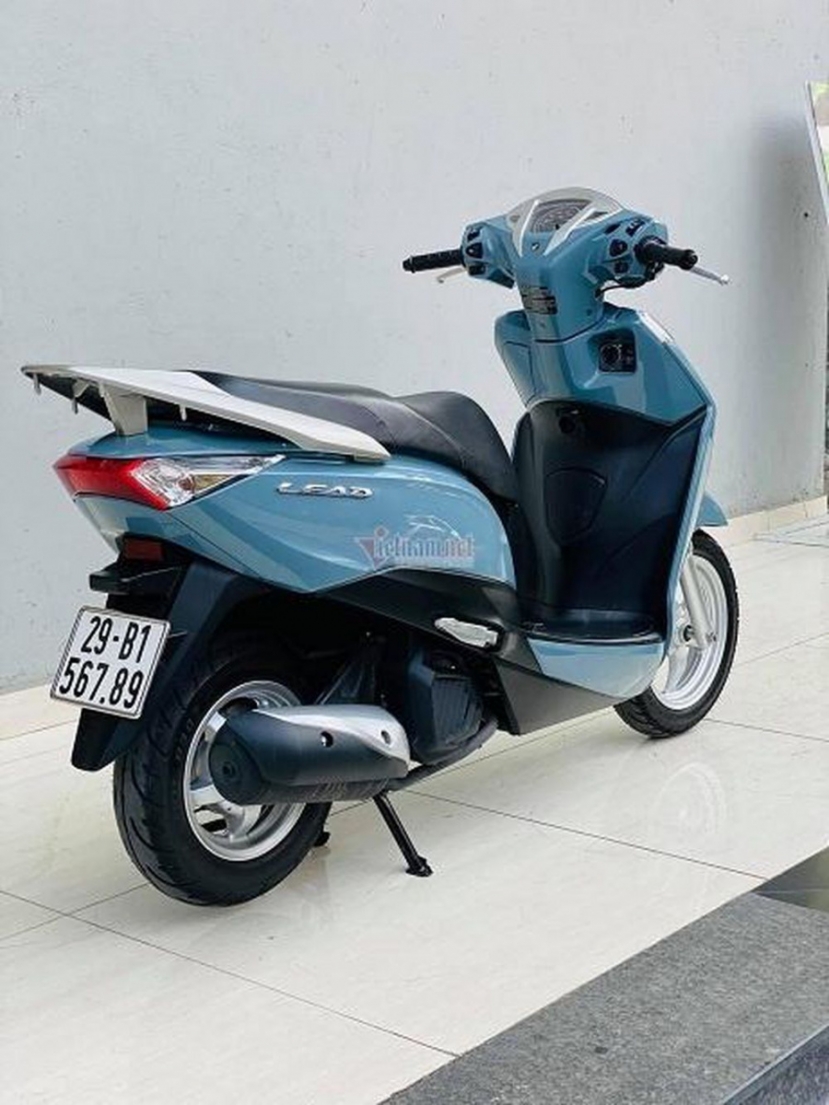 Honda Lead giá ngang ngửa SH nhờ sở hữu màu sơn hiếm và biển số xe ấn tượng - Ảnh 4 Honda Lead giá ngang ngửa SH nhờ sở hữu màu sơn hiếm và biển số xe ấn tượng - Ảnh 4