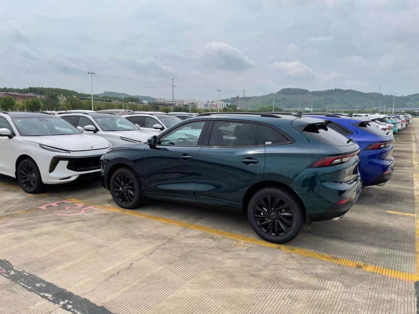 Đếm ngược ngày xe Trung Quốc đổ bộ Việt Nam, giá rẻ thiết kế đẹp ‘đe dọa’ hàng loạt ông lớn - Ảnh 4 Đếm ngược ngày xe Trung Quốc đổ bộ Việt Nam, giá rẻ thiết kế đẹp ‘đe dọa’ hàng loạt ông lớn - Ảnh 4