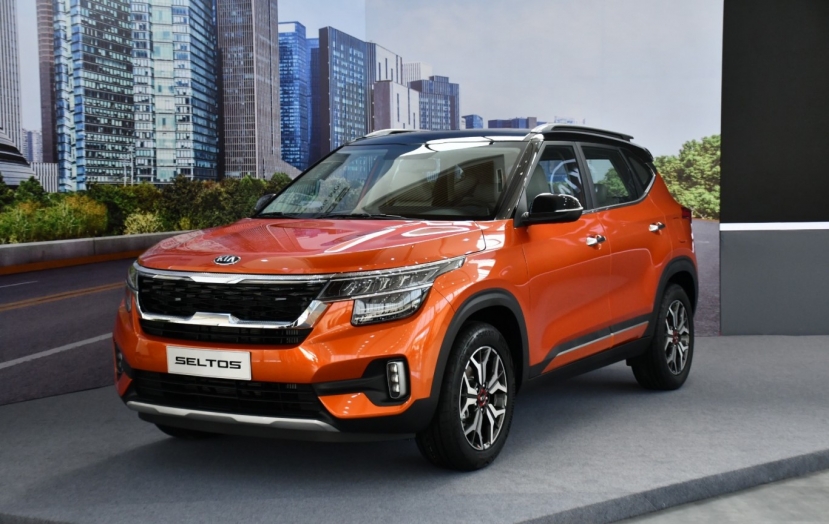 Crossover tầm giá 700 triệu: Những mẫu xe ấn tượng nhất trên thị trường Việt Nam - Ảnh 2 Crossover tầm giá 700 triệu: Những mẫu xe ấn tượng nhất trên thị trường Việt Nam - Ảnh 2