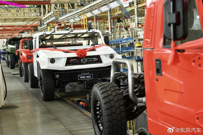 Người Trung Quốc tự hào về chiếc Dongfeng Warrior M50, 'quái thú' đủ sức đánh bại tất cả - Ảnh 3 Người Trung Quốc tự hào về chiếc Dongfeng Warrior M50, 'quái thú' đủ sức đánh bại tất cả - Ảnh 3