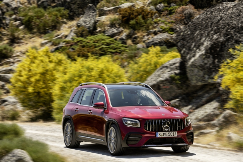 Mercedes-AMG GLB 35 4MATIC chốt giá bán tại Việt Nam, dẫn đầu phân khúc SUV 7 chỗ - Ảnh 1 Mercedes-AMG GLB 35 4MATIC chốt giá bán tại Việt Nam, dẫn đầu phân khúc SUV 7 chỗ - Ảnh 1