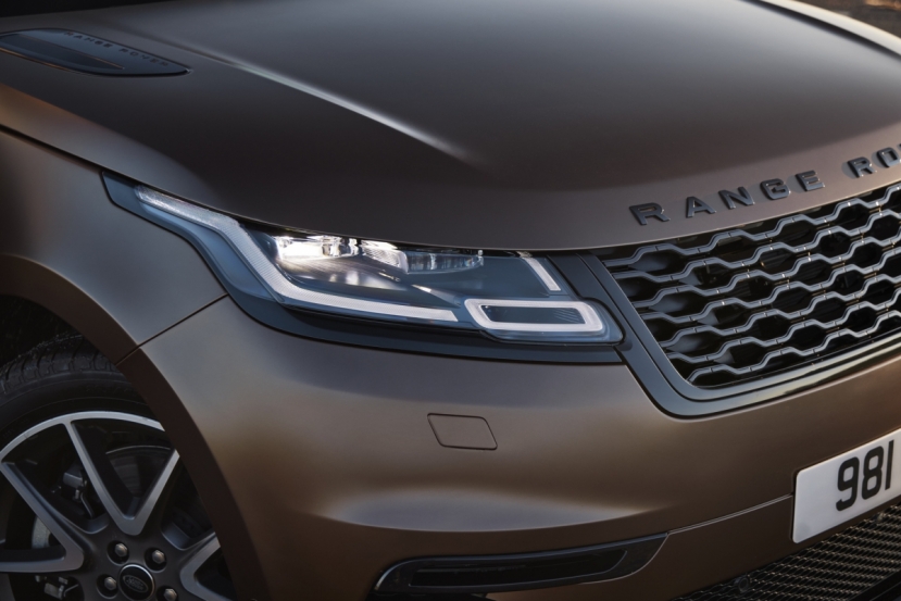 Range Rover Velar 2022 lộ diện: Xe sang không có điểm trừ, giá từ 1.4 tỷ đồng - Ảnh 2 Range Rover Velar 2022 lộ diện: Xe sang không có điểm trừ, giá từ 1.4 tỷ đồng - Ảnh 2
