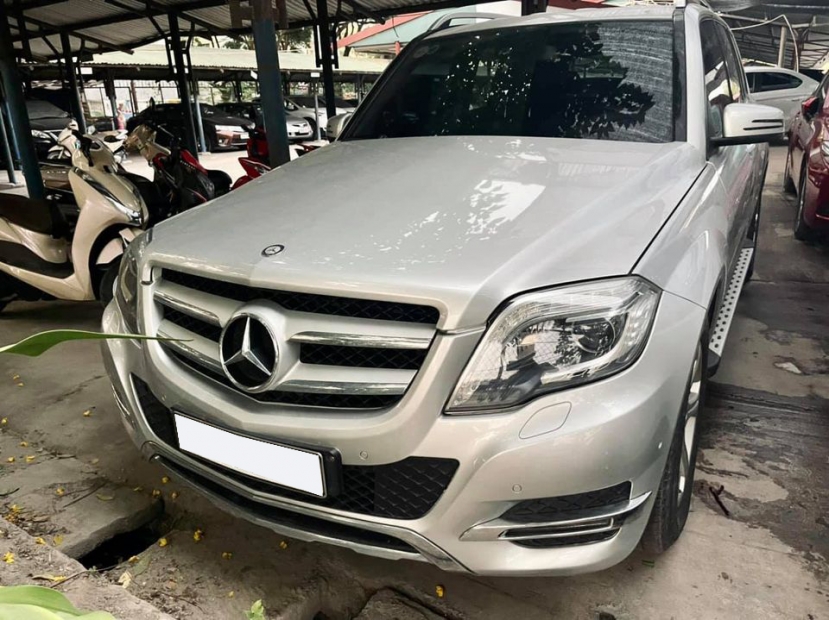 Mercedes-Benz GLK 8 năm tuổi bán lại giá hời, chủ xe mạnh dạn tuyên bố ‘xe hiếm, siêu tiết kiệm xăng’ - Ảnh 1 Mercedes-Benz GLK 8 năm tuổi bán lại giá hời, chủ xe mạnh dạn tuyên bố ‘xe hiếm, siêu tiết kiệm xăng’ - Ảnh 1