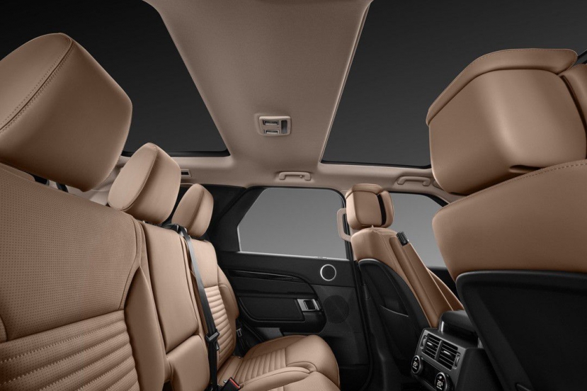 Land Rover Discovery phiên bản mới tại Việt Nam: Sang trọng, tinh tế và đa dụng hơn - Ảnh 7 Land Rover Discovery phiên bản mới tại Việt Nam: Sang trọng, tinh tế và đa dụng hơn - Ảnh 7