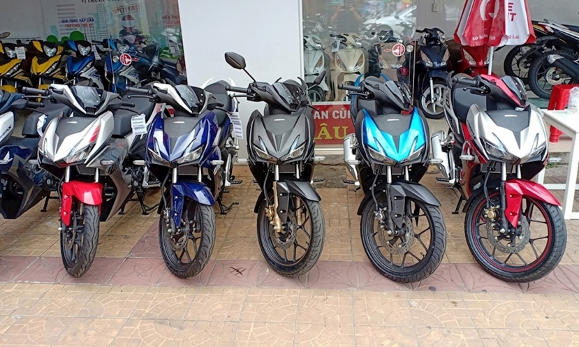 Honda Winner X tiếp tục giảm giá sâu, xác lập đáy mới - Ảnh 3 Honda Winner X tiếp tục giảm giá sâu, xác lập đáy mới - Ảnh 3