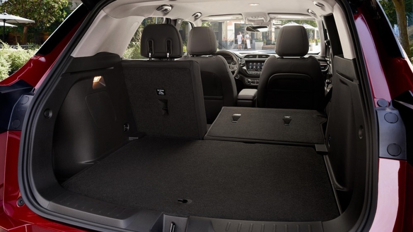 Thị trường Đông Nam Á đón chào sự trở lại mạnh mẽ của Chevrolet Trailblazer 2022, đối thủ đe dọa Mazda CX-5 - Ảnh 8 Thị trường Đông Nam Á đón chào sự trở lại mạnh mẽ của Chevrolet Trailblazer 2022, đối thủ đe dọa Mazda CX-5 - Ảnh 8