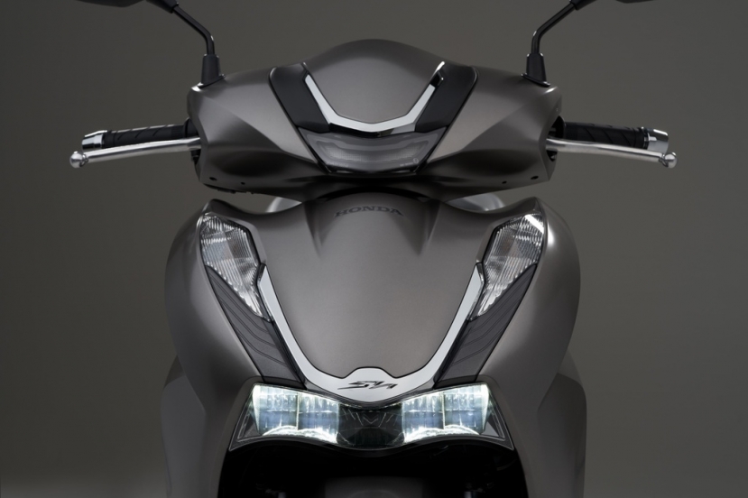 Honda Việt Nam bổ sung thêm SH 350i bản Đặc biệt: Xứng danh ‘Ông hoàng xe tay ga’ - Ảnh 3 Honda Việt Nam bổ sung thêm SH 350i bản Đặc biệt: Xứng danh ‘Ông hoàng xe tay ga’ - Ảnh 3