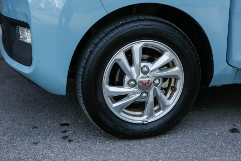 Cận cảnh Hongguang Mini EV giá 150 triệu: Xe điện bán chạy nhất thế giới có mặt tại Việt Nam - Ảnh 3 Cận cảnh Hongguang Mini EV giá 150 triệu: Xe điện bán chạy nhất thế giới có mặt tại Việt Nam - Ảnh 3