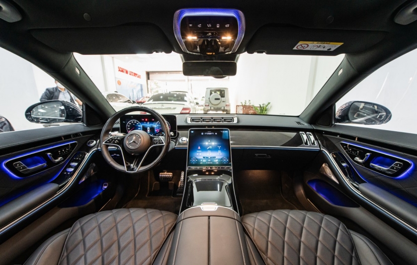 Cận cảnh Mercedes S500 4Matic 2021 hàng hiếm tại Việt Nam: Hoàn hảo đánh bật mọi đối thủ - Ảnh 4 Cận cảnh Mercedes S500 4Matic 2021 hàng hiếm tại Việt Nam: Hoàn hảo đánh bật mọi đối thủ - Ảnh 4