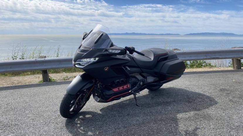 Siêu phẩm ‘ông vua đường trường’ của Honda chính thức trình làng: Tiện ích như ô tô, giá hơn 1 tỷ đồng - Ảnh 4 Siêu phẩm ‘ông vua đường trường’ của Honda chính thức trình làng: Tiện ích như ô tô, giá hơn 1 tỷ đồng - Ảnh 4