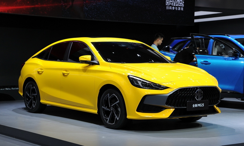 Một ‘siêu phẩm’ sedan hạng C sắp ra mắt: Giá rẻ hơn hẳn Mazda 3 hay Honda Civic - Ảnh 2 Một ‘siêu phẩm’ sedan hạng C sắp ra mắt: Giá rẻ hơn hẳn Mazda 3 hay Honda Civic - Ảnh 2