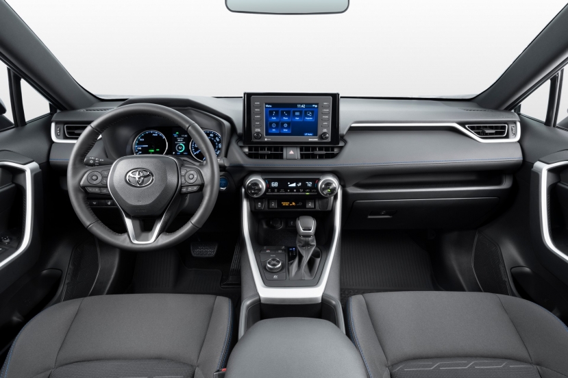 Toyota RAV4 2022 vừa trình làng: Hàng loạt nâng cấp ‘đe nẹt’ Mazda CX-5, Honda CR-V - Ảnh 3 Toyota RAV4 2022 vừa trình làng: Hàng loạt nâng cấp ‘đe nẹt’ Mazda CX-5, Honda CR-V - Ảnh 3