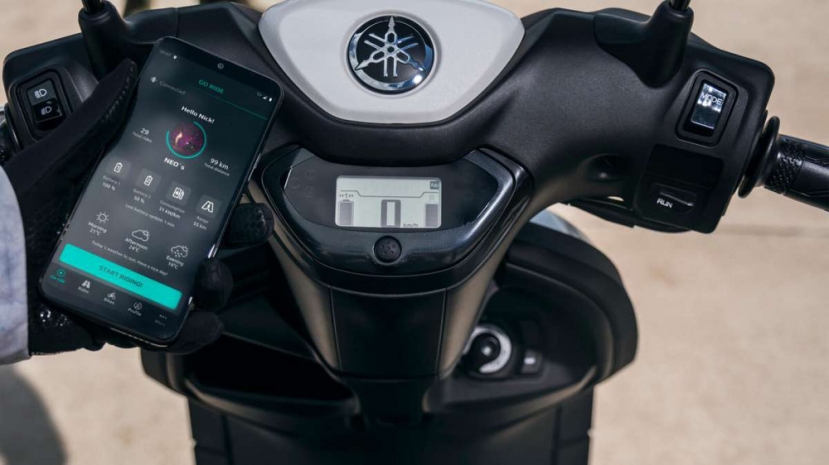 Mẫu xe điện mới của Yamaha gây sốt với thiết kế lạ mắt, giá ngang ngửa Honda SH - Ảnh 3 Mẫu xe điện mới của Yamaha gây sốt với thiết kế lạ mắt, giá ngang ngửa Honda SH - Ảnh 3