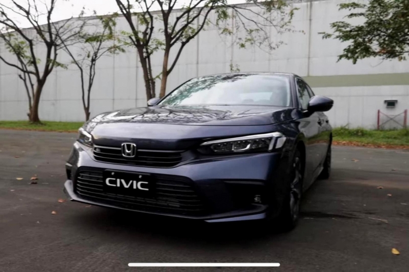 Honda Civic 2022 giảm giá 40 triệu đồng, trực tiếp ‘đe nẹt’ Toyota Corolla Altis - Ảnh 1 Honda Civic 2022 giảm giá 40 triệu đồng, trực tiếp ‘đe nẹt’ Toyota Corolla Altis - Ảnh 1