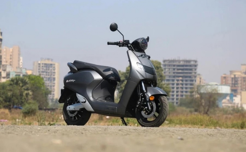 Xe điện trang bị hiện đại, thiết kế đẹp mắt, giá chỉ ngang Honda Wave Alpha - Ảnh 4 Xe điện trang bị hiện đại, thiết kế đẹp mắt, giá chỉ ngang Honda Wave Alpha - Ảnh 4