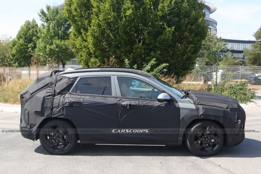Rò rỉ hình ảnh mẫu SUV chạy điện của Hyundai với thiết kế ngoại thất ấn tượng - Ảnh 4 Rò rỉ hình ảnh mẫu SUV chạy điện của Hyundai với thiết kế ngoại thất ấn tượng - Ảnh 4