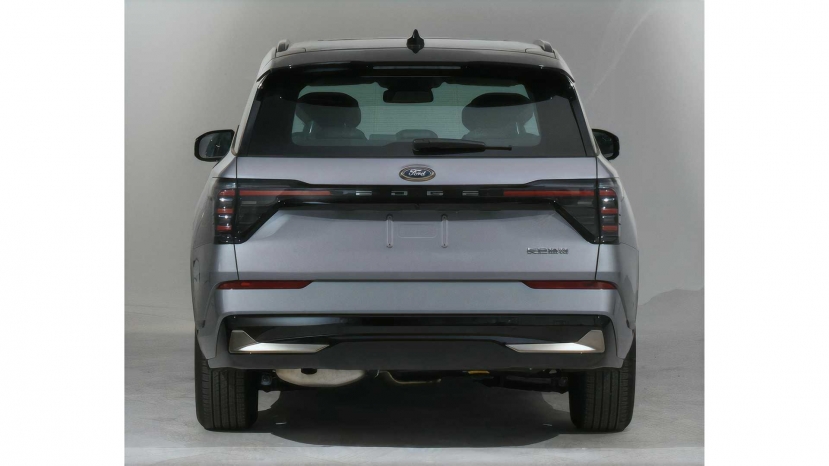 Ford Edge 2023 hé lộ với diện mạo hoàn toàn mới, hứa hẹn gây sốt thị trường - Ảnh 3 Ford Edge 2023 hé lộ với diện mạo hoàn toàn mới, hứa hẹn gây sốt thị trường - Ảnh 3