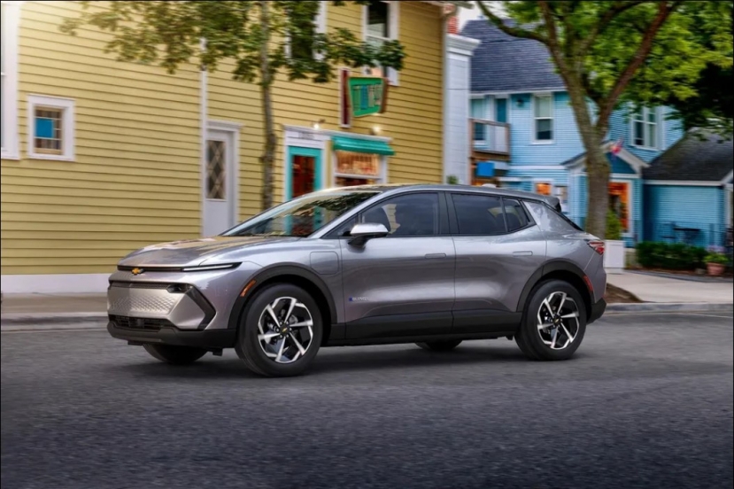 Xe điện Chevrolet Equinox 2024 ra mắt với thiết kế độc đáo, quãng đường tối đa 483 km - Ảnh 2 Xe điện Chevrolet Equinox 2024 ra mắt với thiết kế độc đáo, quãng đường tối đa 483 km - Ảnh 2