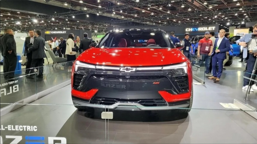 Chevrolet Blazer EV 2024 ra mắt với thiết kế siêu đẹp, quyết đấu VinFast VF8 - Ảnh 2 Chevrolet Blazer EV 2024 ra mắt với thiết kế siêu đẹp, quyết đấu VinFast VF8 - Ảnh 2