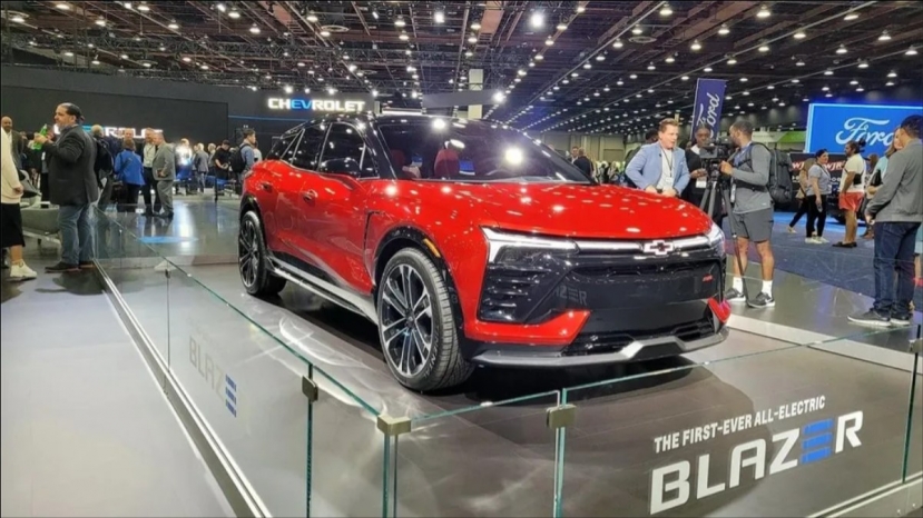 Chevrolet Blazer EV 2024 ra mắt với thiết kế siêu đẹp, quyết đấu VinFast VF8 - Ảnh 1 Chevrolet Blazer EV 2024 ra mắt với thiết kế siêu đẹp, quyết đấu VinFast VF8 - Ảnh 1