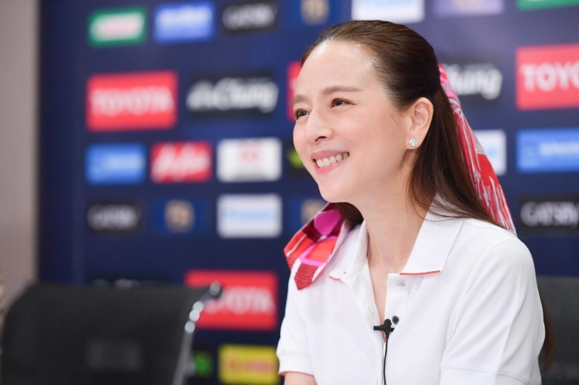 Tỷ phú Nualphan Lamsam đang tìm kiếm HLV cho Port FC. Ảnh: Internet Tỷ phú Nualphan Lamsam đang tìm kiếm HLV cho Port FC. Ảnh: Internet