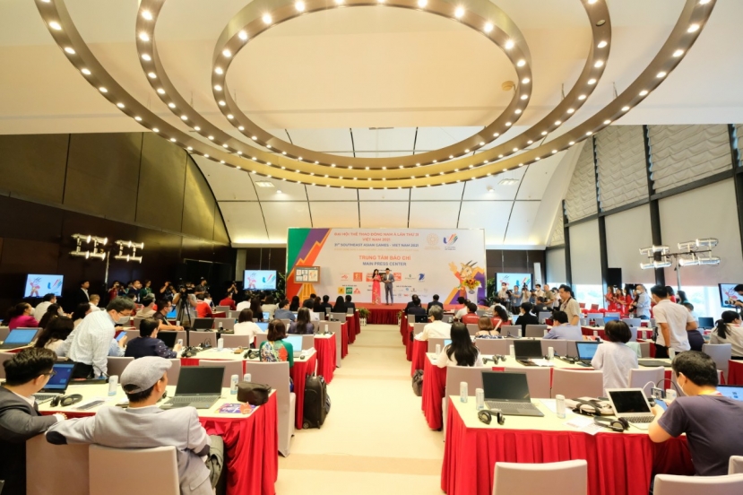Quang cảnh buổi lễ khai trương. Ảnh:Internet Quang cảnh buổi lễ khai trương. Ảnh:Internet