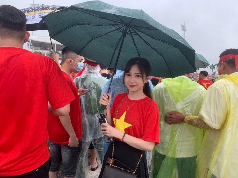 U23 Việt Nam 1-0 U23 Thái Lan: Mạnh Dũng tỏa sáng, U23 Việt Nam bảo vệ thành công tấm HCV SEA Games đầy cảm xúc - Ảnh 11 U23 Việt Nam 1-0 U23 Thái Lan: Mạnh Dũng tỏa sáng, U23 Việt Nam bảo vệ thành công tấm HCV SEA Games đầy cảm xúc - Ảnh 11