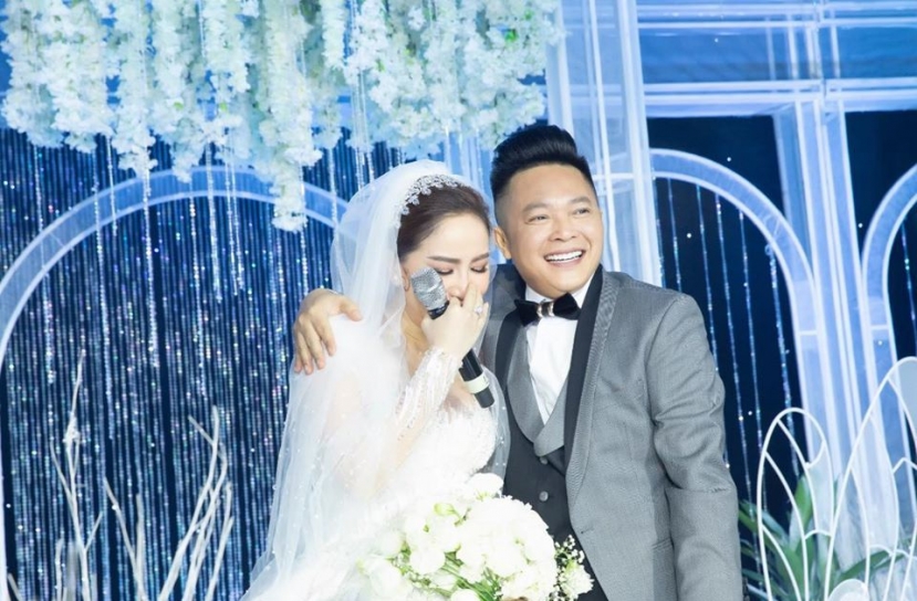 Bảo Thy âm thầm tổ chức đám cưới với doanh nhân Phan Lĩnh vào hồi năm 2019 Bảo Thy âm thầm tổ chức đám cưới với doanh nhân Phan Lĩnh vào hồi năm 2019
