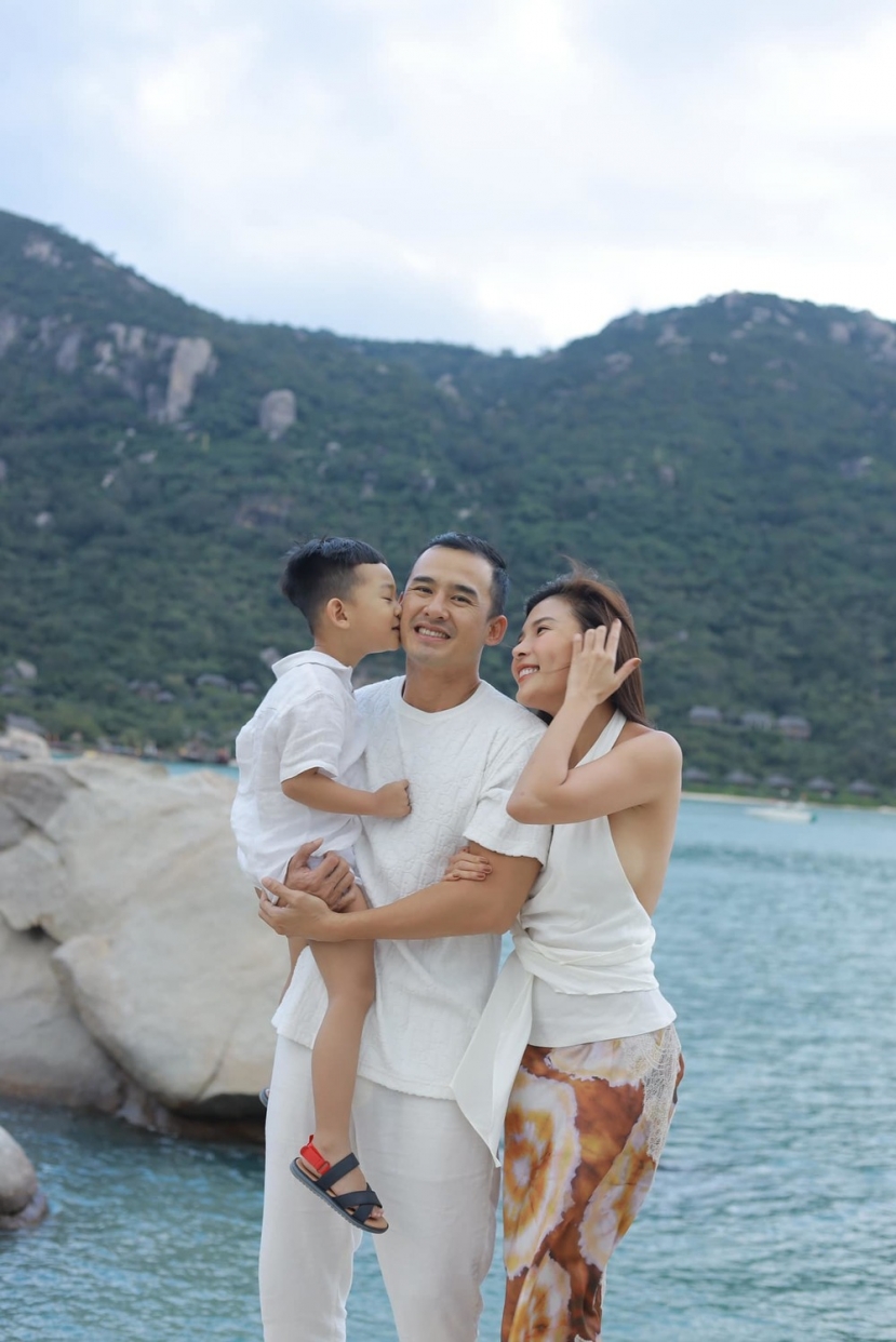 Gia đình nhỏ của vợ chồng Lương Thế Thành - Thuý Diễm luôn nhận được sự quan tâm lớn từ phía công chúng (Ảnh: FBNV) Gia đình nhỏ của vợ chồng Lương Thế Thành - Thuý Diễm luôn nhận được sự quan tâm lớn từ phía công chúng (Ảnh: FBNV)