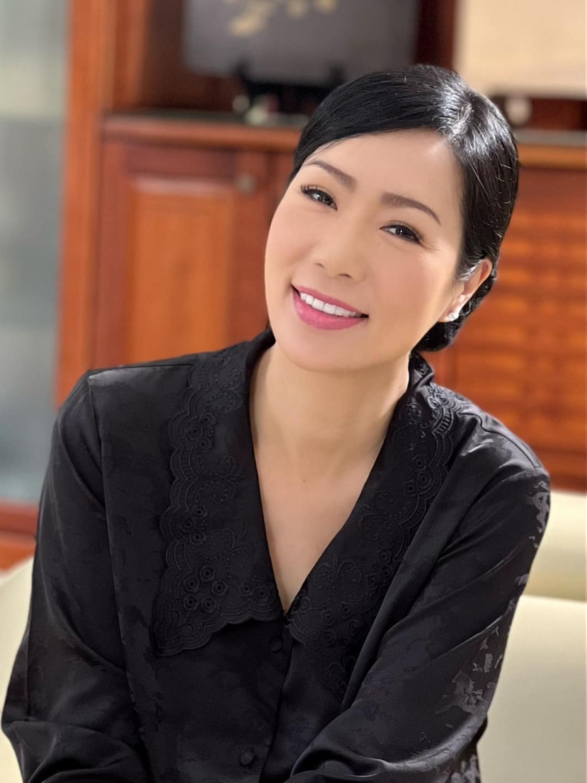Trịnh Kim Chi đã có những chia sẻ xoay quanh việc được NS Thương Tín làm lành (Ảnh: Internet) Trịnh Kim Chi đã có những chia sẻ xoay quanh việc được NS Thương Tín làm lành (Ảnh: Internet)