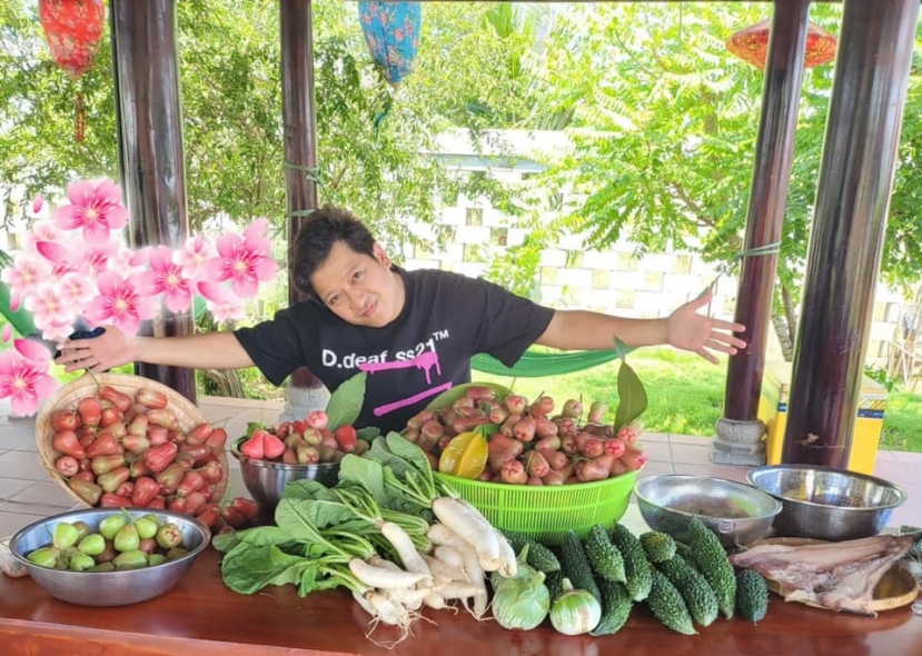 Trường Giang khoe nông sản khiến nhiều người phải trầm trồ (Ảnh: Internet) Trường Giang khoe nông sản khiến nhiều người phải trầm trồ (Ảnh: Internet)