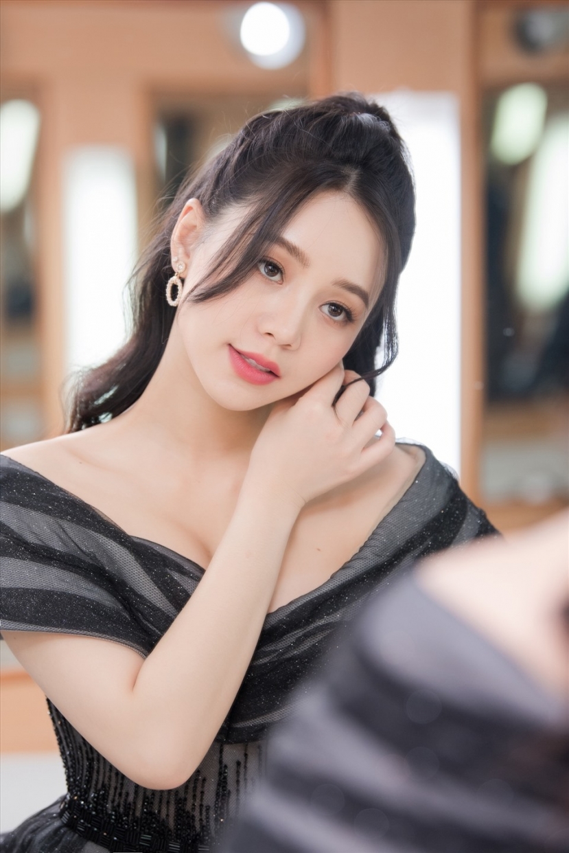 Hot girl Quỳnh Kool, Quỳnh Vy năm ấy đóng 'Vợ người ta' với Phan Mạnh Quỳnh giờ ra sao? - Ảnh 1 Hot girl Quỳnh Kool, Quỳnh Vy năm ấy đóng 'Vợ người ta' với Phan Mạnh Quỳnh giờ ra sao? - Ảnh 1