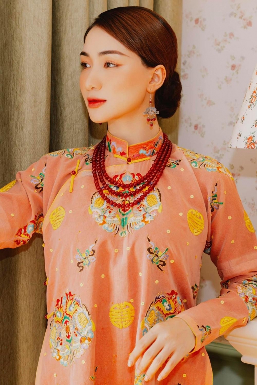 Hòa Minzy 'góp vui' khi tham gia tranh luận 'khán giả nuôi nghệ sĩ' với tâm thư dài như sớ - Ảnh 2 Hòa Minzy 'góp vui' khi tham gia tranh luận 'khán giả nuôi nghệ sĩ' với tâm thư dài như sớ - Ảnh 2