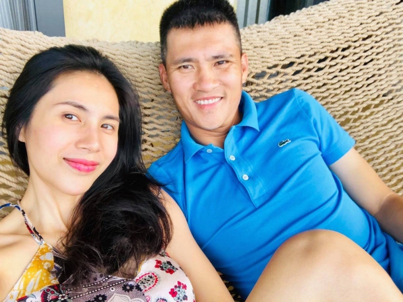 Tin sao Việt 19/6: Duy Phương nói về việc Phi Nhung nhận con nuôi, Thủy Tiên khoe kiếm nhiều tiền hơn Công Vinh - Ảnh 1 Tin sao Việt 19/6: Duy Phương nói về việc Phi Nhung nhận con nuôi, Thủy Tiên khoe kiếm nhiều tiền hơn Công Vinh - Ảnh 1