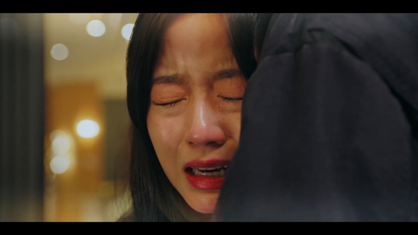 Penthouse 3 - Cuộc chiến thượng lưu 3 tập 5 preview: Oh Yoon Hee 'bay màu', Logan Lee sống dậy? - Ảnh 2 Penthouse 3 - Cuộc chiến thượng lưu 3 tập 5 preview: Oh Yoon Hee 'bay màu', Logan Lee sống dậy? - Ảnh 2