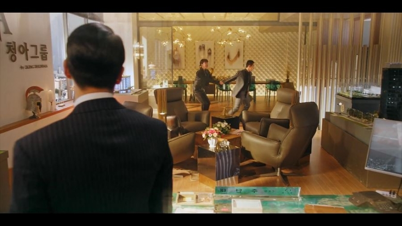 Cuộc chiến thượng lưu 3 tập 6 preview: Shim Su Ryeon quyết tâm trả thù Ju Dan Tae, Na Ae Kyo tái xuất - Ảnh 10 Cuộc chiến thượng lưu 3 tập 6 preview: Shim Su Ryeon quyết tâm trả thù Ju Dan Tae, Na Ae Kyo tái xuất - Ảnh 10