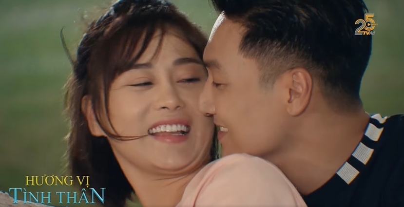Hương vị tình thân tập 60: Nam - Long ôm ấp tình cảm khiến ông Sinh lo lắng, bà Xuân cảnh cáo bà Bích - Ảnh 3 Hương vị tình thân tập 60: Nam - Long ôm ấp tình cảm khiến ông Sinh lo lắng, bà Xuân cảnh cáo bà Bích - Ảnh 3