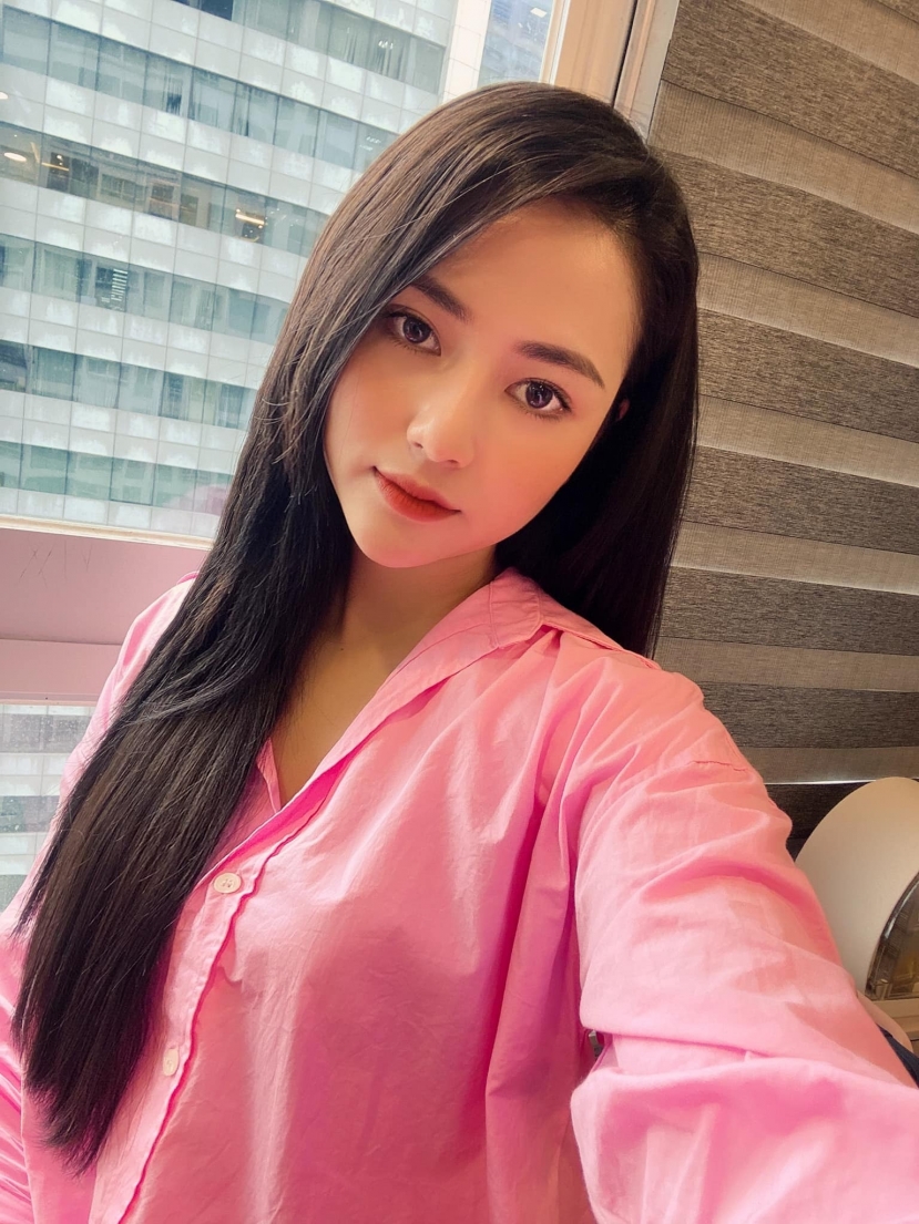 'Vợ hụt' của Mạnh Trường trong 'Hương vị tình thân' lộ ảnh thời còn 'phèn', nhan sắc có xứng mỹ nhân? - Ảnh 7 'Vợ hụt' của Mạnh Trường trong 'Hương vị tình thân' lộ ảnh thời còn 'phèn', nhan sắc có xứng mỹ nhân? - Ảnh 7