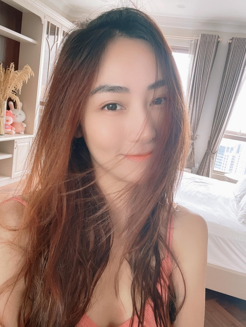 Tin sao Việt 18/8: Mâu Thủy vạ miệng nói về Mai Phương Thúy, mặt mộc của loạt mỹ nhân Vbiz tuổi Sửu - Ảnh 3 Tin sao Việt 18/8: Mâu Thủy vạ miệng nói về Mai Phương Thúy, mặt mộc của loạt mỹ nhân Vbiz tuổi Sửu - Ảnh 3