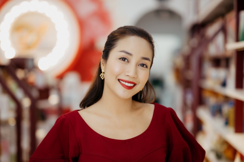 Ốc Thanh Vân gặp 'hạn' với nghề tay trái khi bị tố bán hàng kém chất lượng giữa mùa dịch - Ảnh 1 Ốc Thanh Vân gặp 'hạn' với nghề tay trái khi bị tố bán hàng kém chất lượng giữa mùa dịch - Ảnh 1