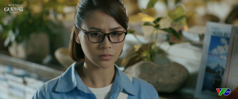 Mặt nạ gương tập 7: Hoa bật ngửa khi phát hiện ra điều rúng động liên quan đến tác phẩm của mình - Ảnh 3 Mặt nạ gương tập 7: Hoa bật ngửa khi phát hiện ra điều rúng động liên quan đến tác phẩm của mình - Ảnh 3